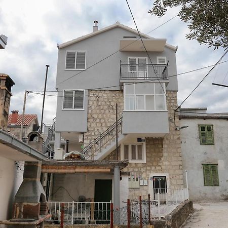 Apartments By The Sea Kastel Kambelovac, Kastela - 8679 Exterior photo